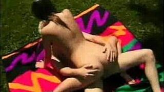 couple fucking in the park - porn video