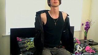 Tommy May Jerks - porn video