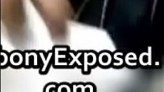 Amateur ebony girlfriend gives - porn video