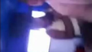 follan en mototaxi - porn video