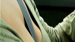 Sucking and fucking the driver to pay my ride - porn video