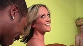 Cuckold Watch As She Suck BBC - porn video