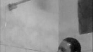 Paraguayan in the shower - porn video