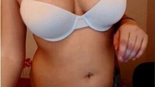 Young Brunette Babe With Natural Tits - porn video