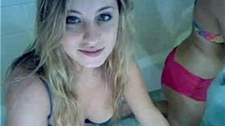 Beatiful Girls playing with each other - porn video